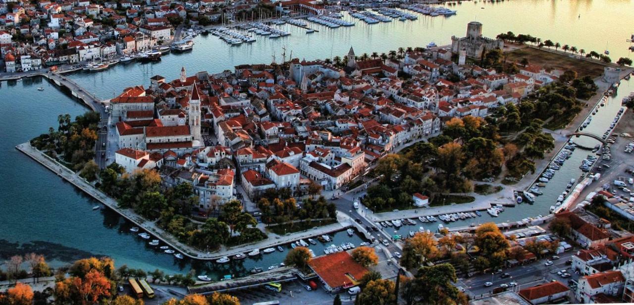 Ruzmarin Trogir