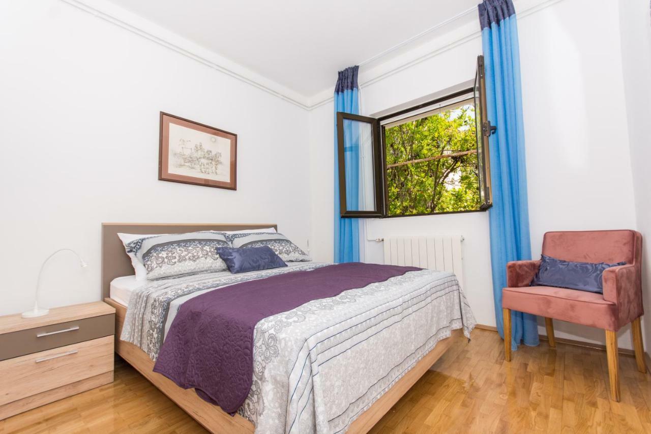 Holiday home Ruzmarin *